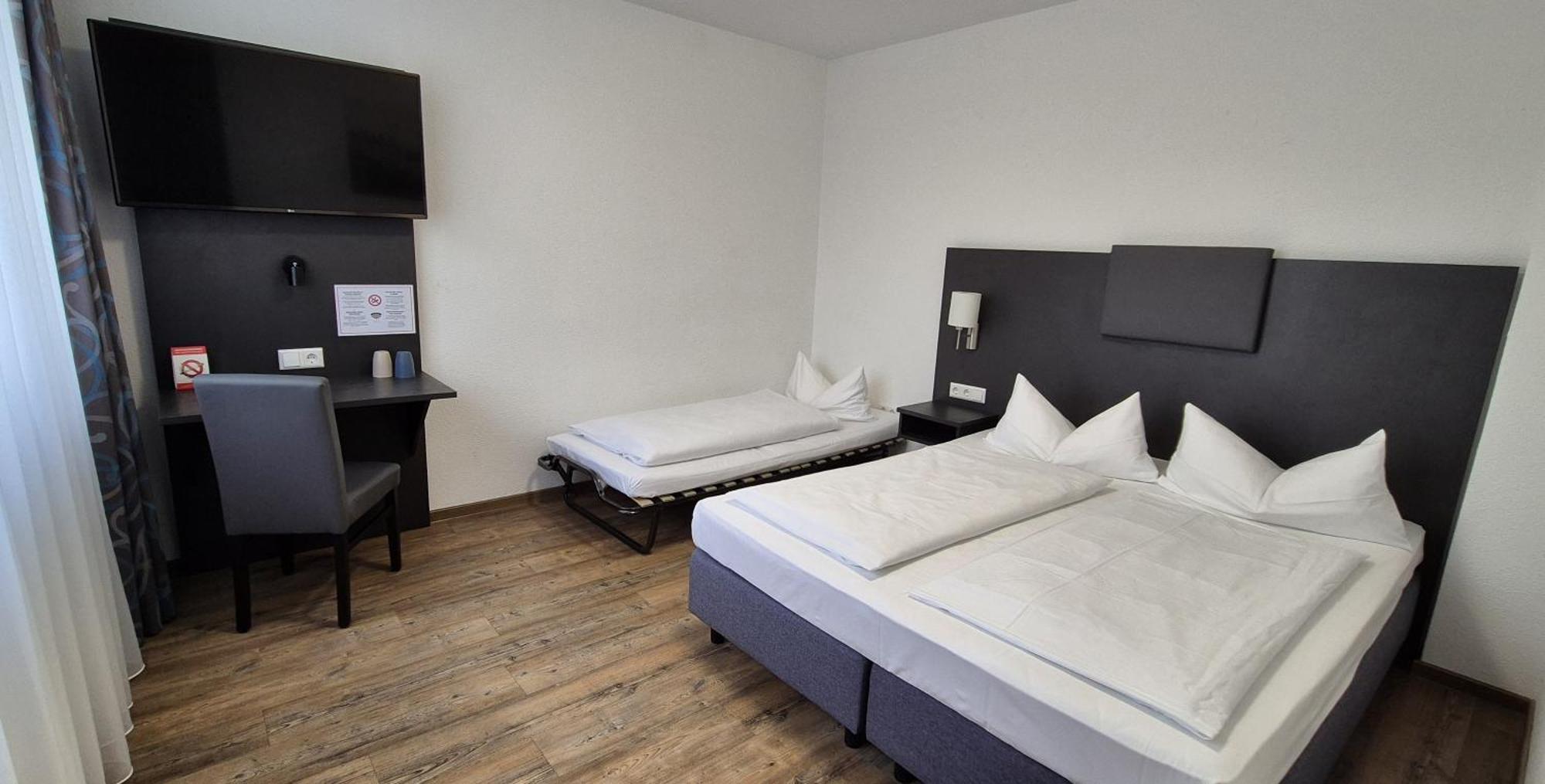 Melvi Hotel Göppingen Kültér fotó