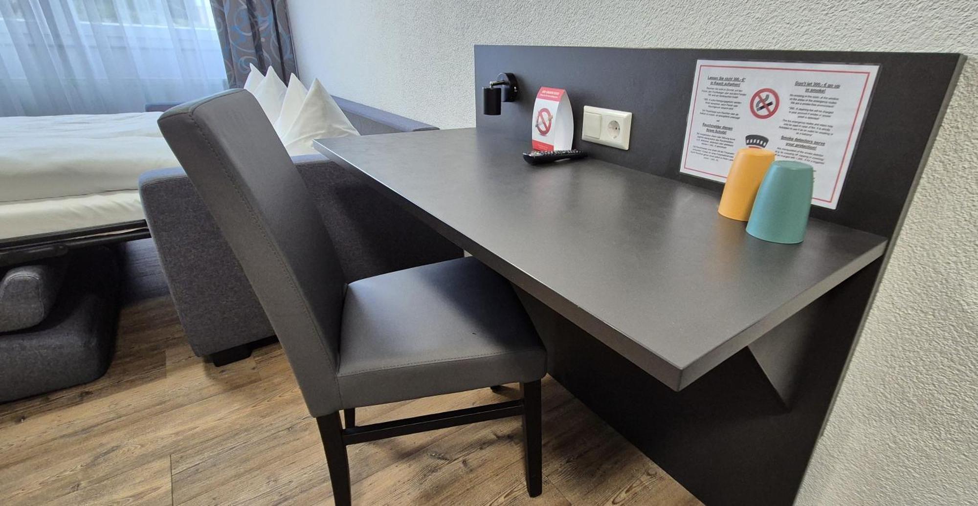 Melvi Hotel Göppingen Kültér fotó