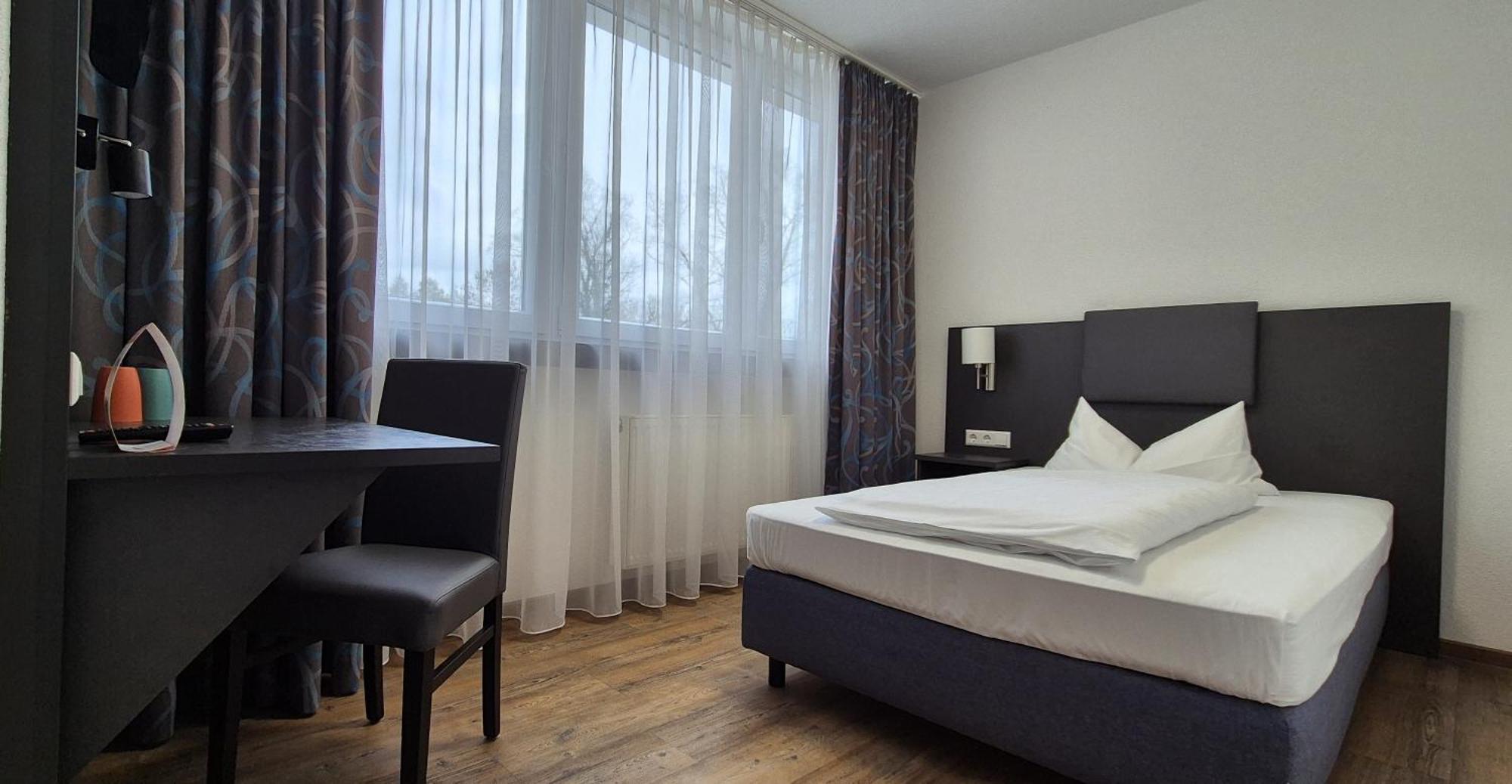 Melvi Hotel Göppingen Kültér fotó