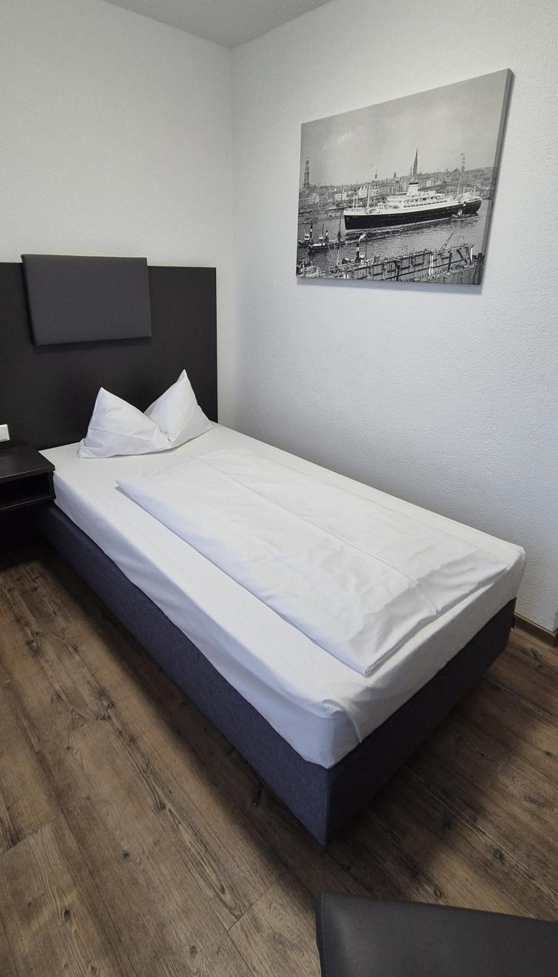 Melvi Hotel Göppingen Kültér fotó